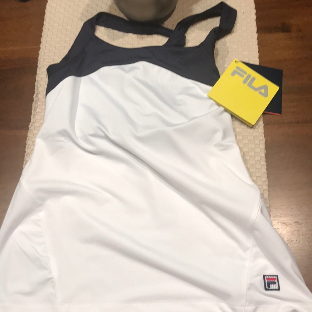 NWT fila twisted back tank